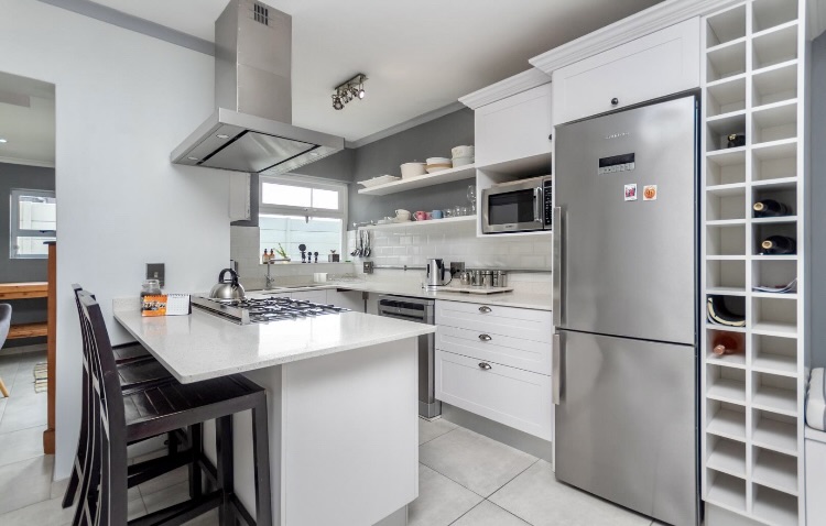 2 Bedroom Property for Sale in Waves Edge Western Cape